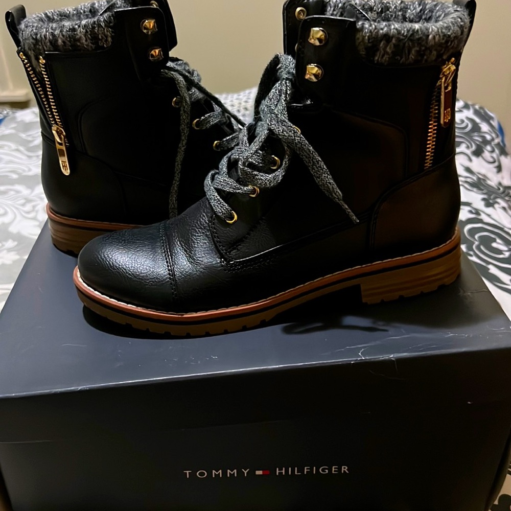 Tommy Hilfiger boots